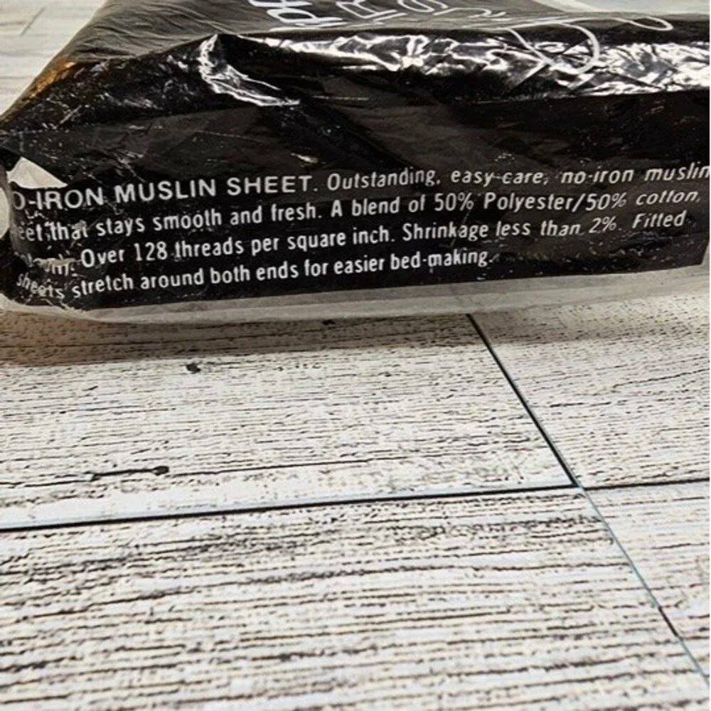 Lady Pepperell No-Iron Muslin White/Floral Twin Fitted Sheet NOS